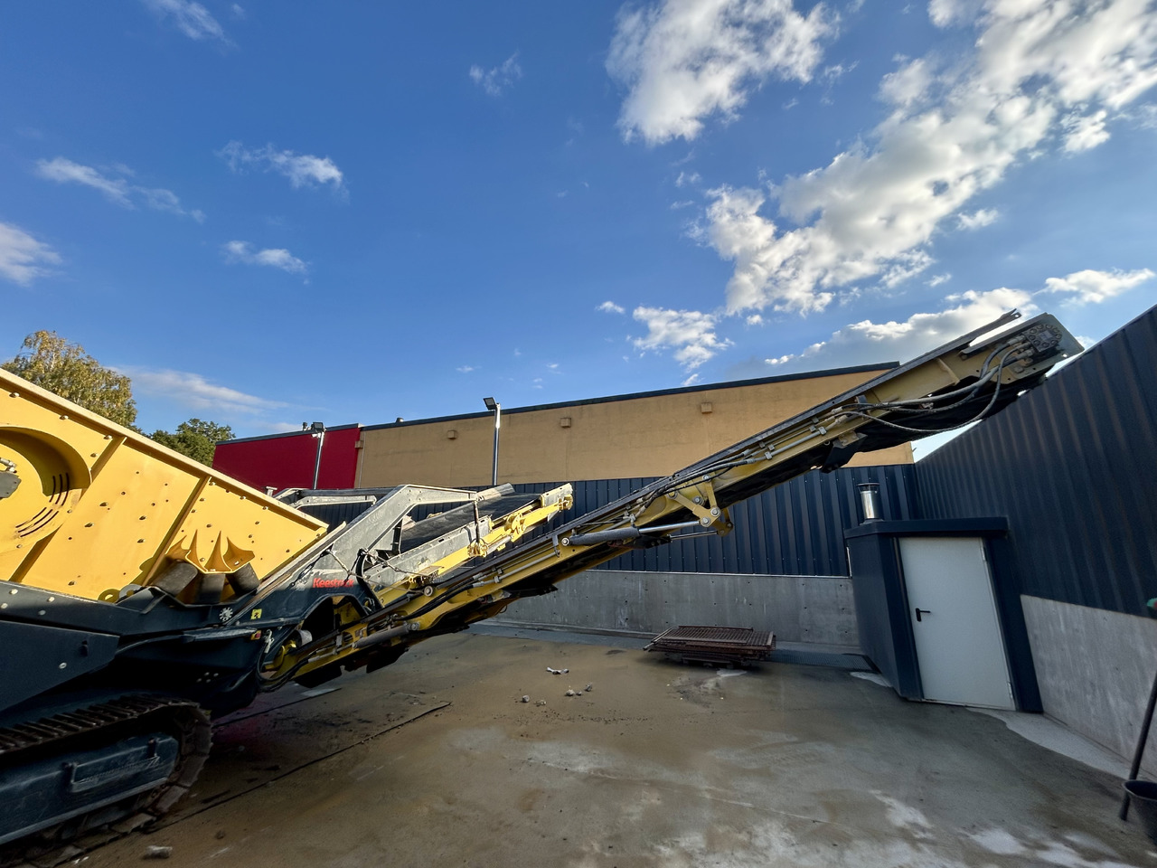 Keestrack K6 - Screener: picture 3 Keestrack K6 - Screener: picture 3