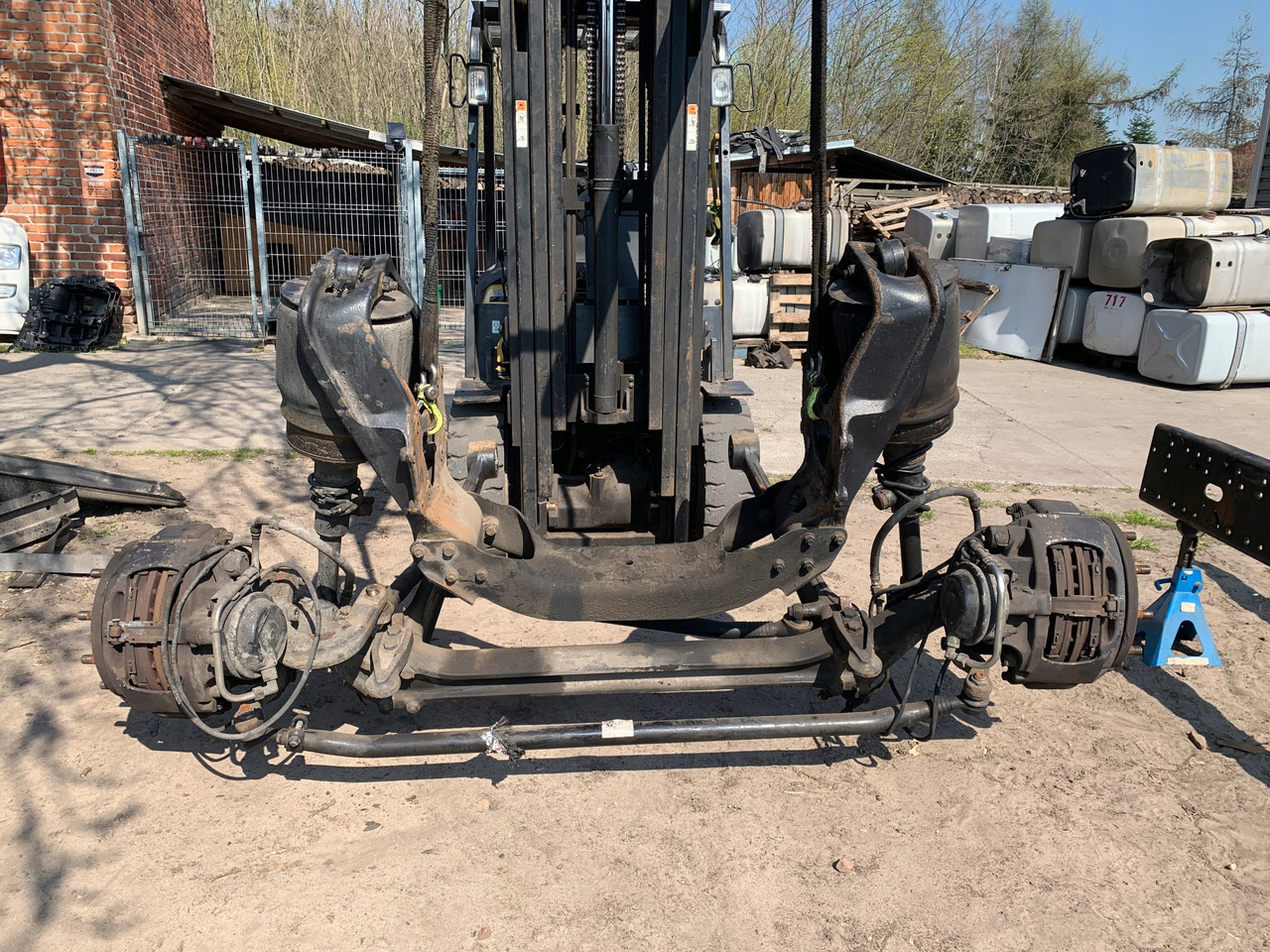 PRZEDNIA OŚ MAN TGX TGS TGA LOWDECK LOW DECK KMPL - Front axle for Truck: picture 1 PRZEDNIA OŚ MAN TGX TGS TGA LOWDECK LOW DECK KMPL - Front axle for Truck: picture 1