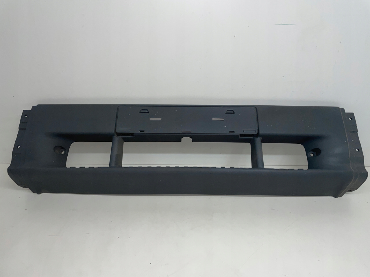 ZDERZAK MERCEDES ATEGO ŚRODEK ZDERZAKA A 97388041070 - Bumper for Truck: picture 1 ZDERZAK MERCEDES ATEGO ŚRODEK ZDERZAKA A 97388041070 - Bumper for Truck: picture 1