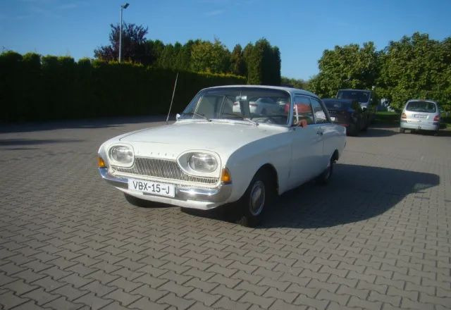 Ford Taunus - Car: picture 1 Ford Taunus - Car: picture 1