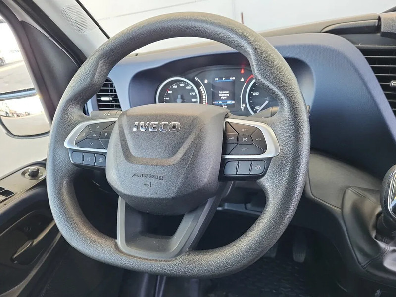 Panel van Iveco Daily 35S14: picture 17