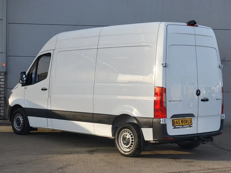 Mercedes-Benz Sprinter L2H2 - Panel van: picture 2 Mercedes-Benz Sprinter L2H2 - Panel van: picture 2