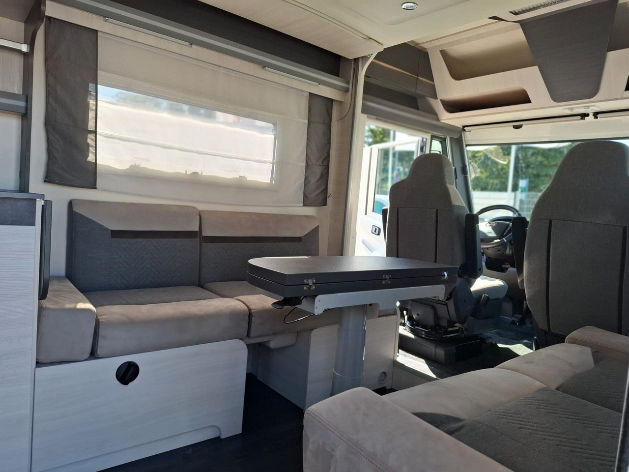 Challenger 2060 - Integrated motorhome: picture 5 Challenger 2060 - Integrated motorhome: picture 5