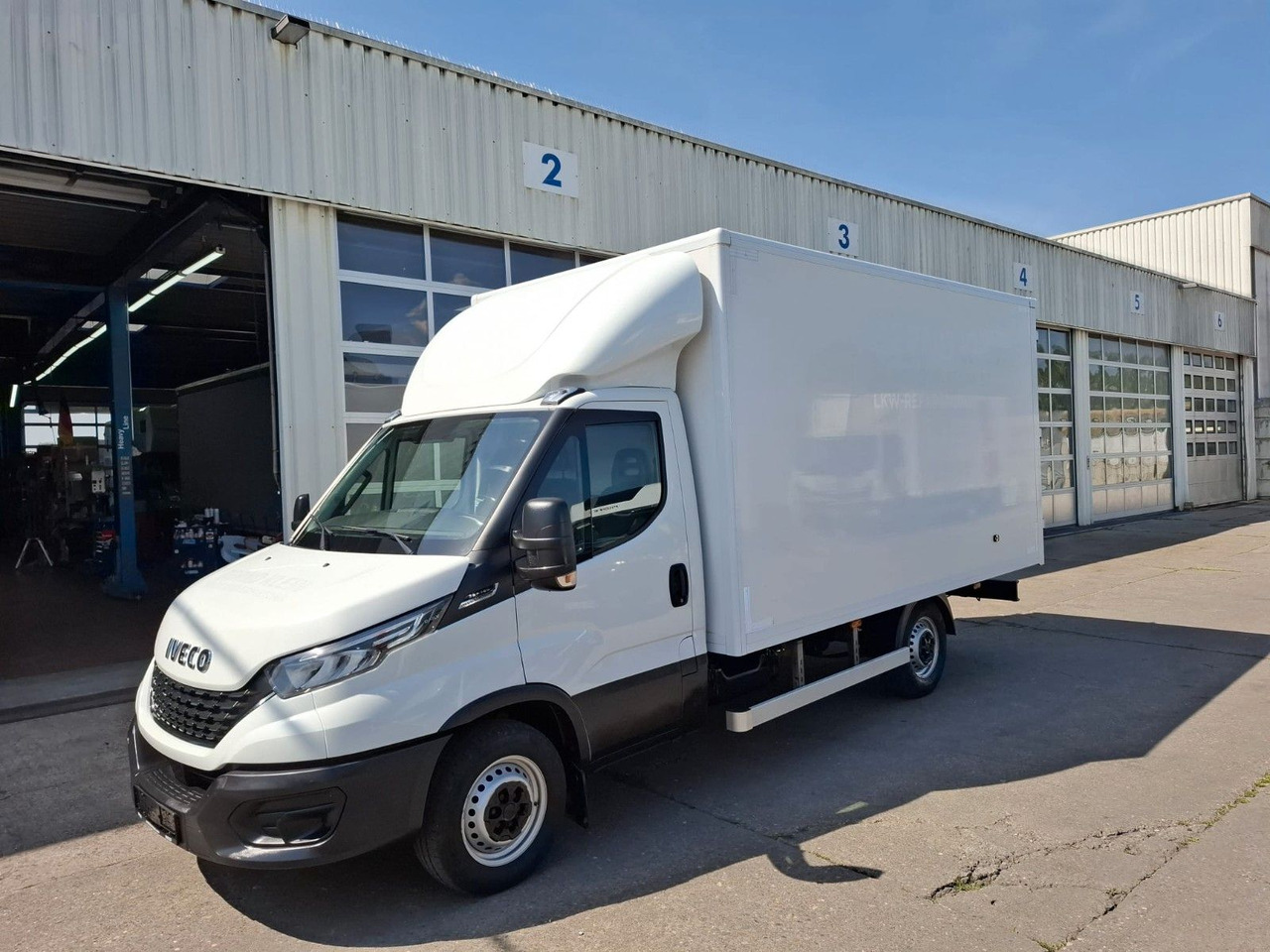 Iveco 35-160P/A8, Klima, HiMatik, LED, Luft, - Box van: picture 1 Iveco 35-160P/A8, Klima, HiMatik, LED, Luft, - Box van: picture 1
