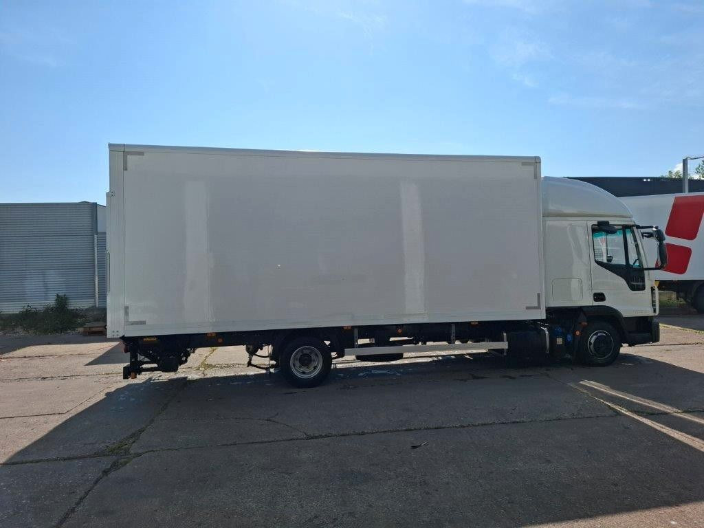 Iveco ML80-210, FFH, Koffer, LBW, Luft, - Box van: picture 3 Iveco ML80-210, FFH, Koffer, LBW, Luft, - Box van: picture 3