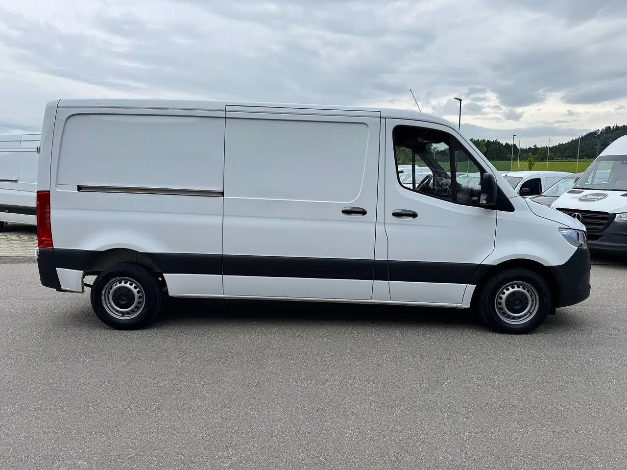 Mercedes-Benz Sprinter 215 CDI Flach Lang Klima FWD - Panel van: picture 4 Mercedes-Benz Sprinter 215 CDI Flach Lang Klima FWD - Panel van: picture 4
