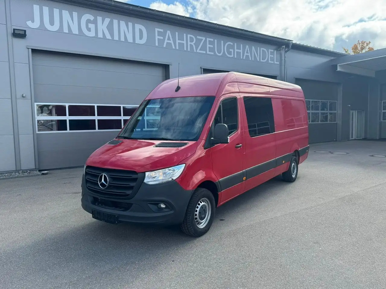 Mercedes-Benz Sprinter 317 CDI Maxi Lang Mixto AHK 3,5t MBUX - Panel van, Combi van: picture 1 Mercedes-Benz Sprinter 317 CDI Maxi Lang Mixto AHK 3,5t MBUX - Panel van, Combi van: picture 1