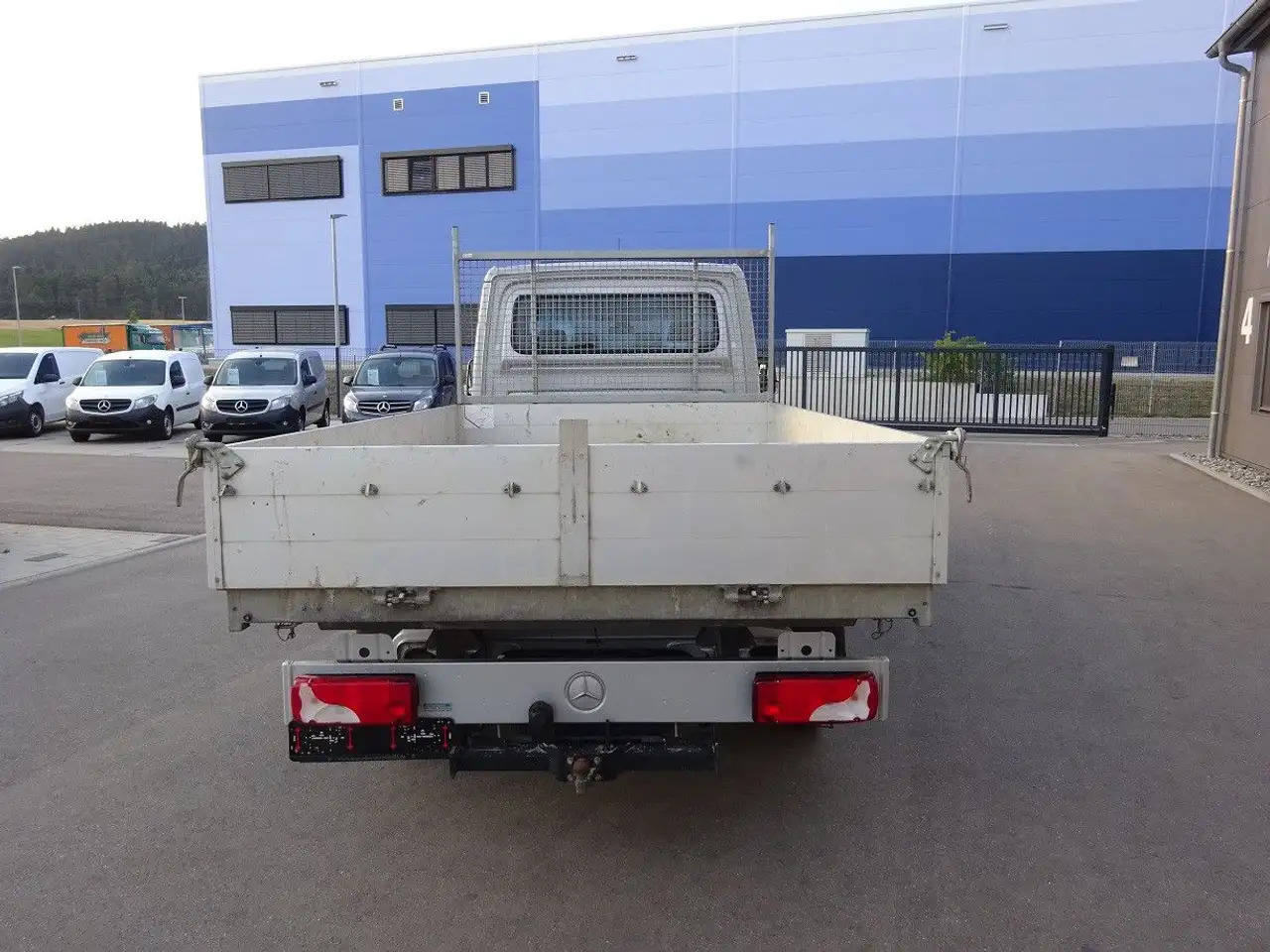 Mercedes-Benz Sprinter 319 CDI DoKa Maxi Kipper AHK 2,8t - Flatbed van, Combi van: picture 4 Mercedes-Benz Sprinter 319 CDI DoKa Maxi Kipper AHK 2,8t - Flatbed van, Combi van: picture 4