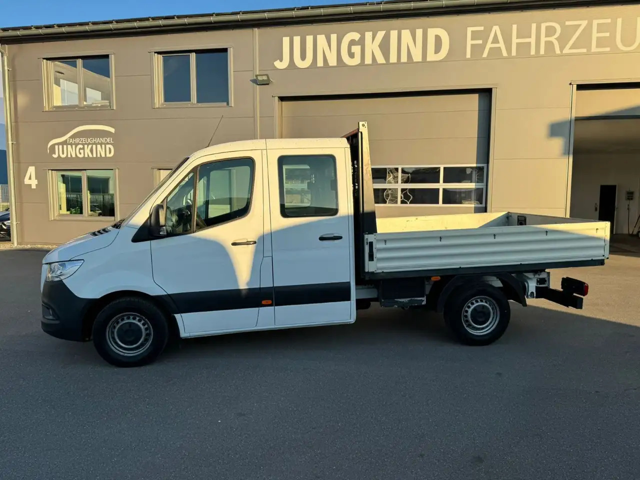 Mercedes-Benz Sprinter 317 CDI Lang DoKa Pritsche AHK 3,5t - Other machinery: picture 1 Mercedes-Benz Sprinter 317 CDI Lang DoKa Pritsche AHK 3,5t - Other machinery: picture 1