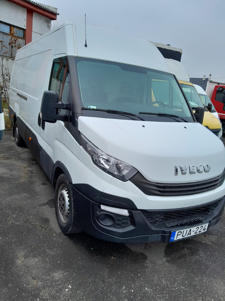 IVECO Daily 35S14 - Box van: picture 3 IVECO Daily 35S14 - Box van: picture 3