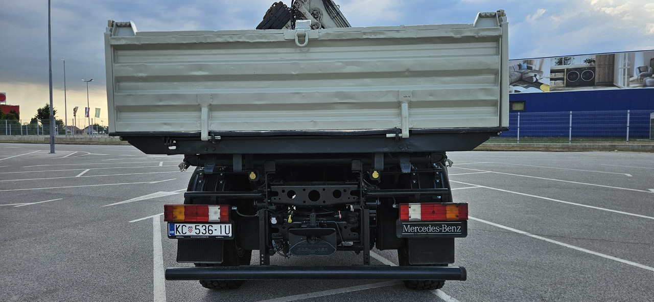 MERCEDES-BENZ Axor 1833 4x4 - Crane truck: picture 5 MERCEDES-BENZ Axor 1833 4x4 - Crane truck: picture 5