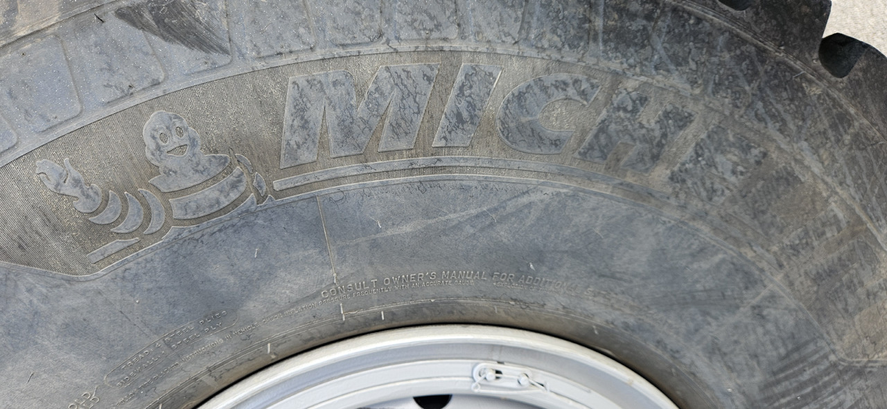 Lease a MERCEDES-BENZ Axor 1833 4x4 MERCEDES-BENZ Axor 1833 4x4: picture 19