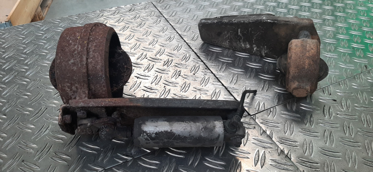 Gebrauchte MAN Motorbremsen, Artikel - Nr. : 81.99999 - 9999 - Engine and parts for Truck: picture 2 Gebrauchte MAN Motorbremsen, Artikel - Nr. : 81.99999 - 9999 - Engine and parts for Truck: picture 2