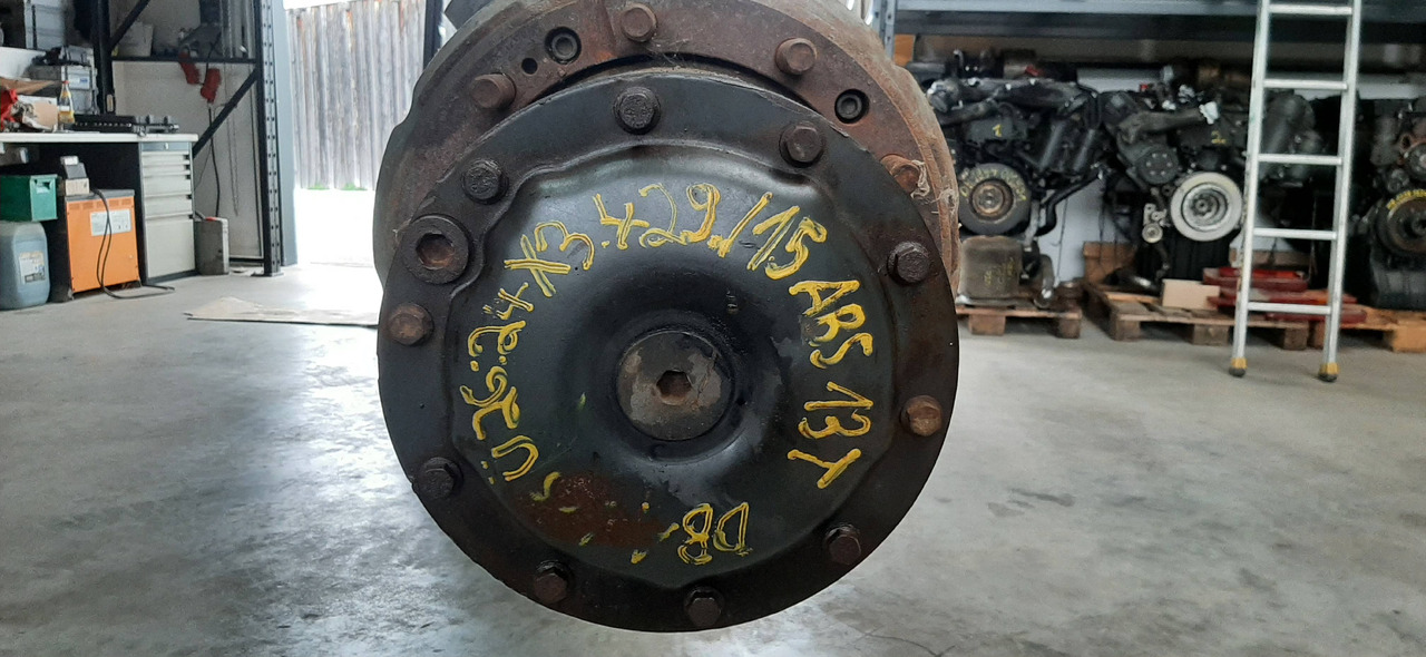 Gebrauchte MB 1838 LS, SK, Planetenachse, Artikel - Nr. : 81.99999 - 9999 - Rear axle for Truck: picture 2 Gebrauchte MB 1838 LS, SK, Planetenachse, Artikel - Nr. : 81.99999 - 9999 - Rear axle for Truck: picture 2