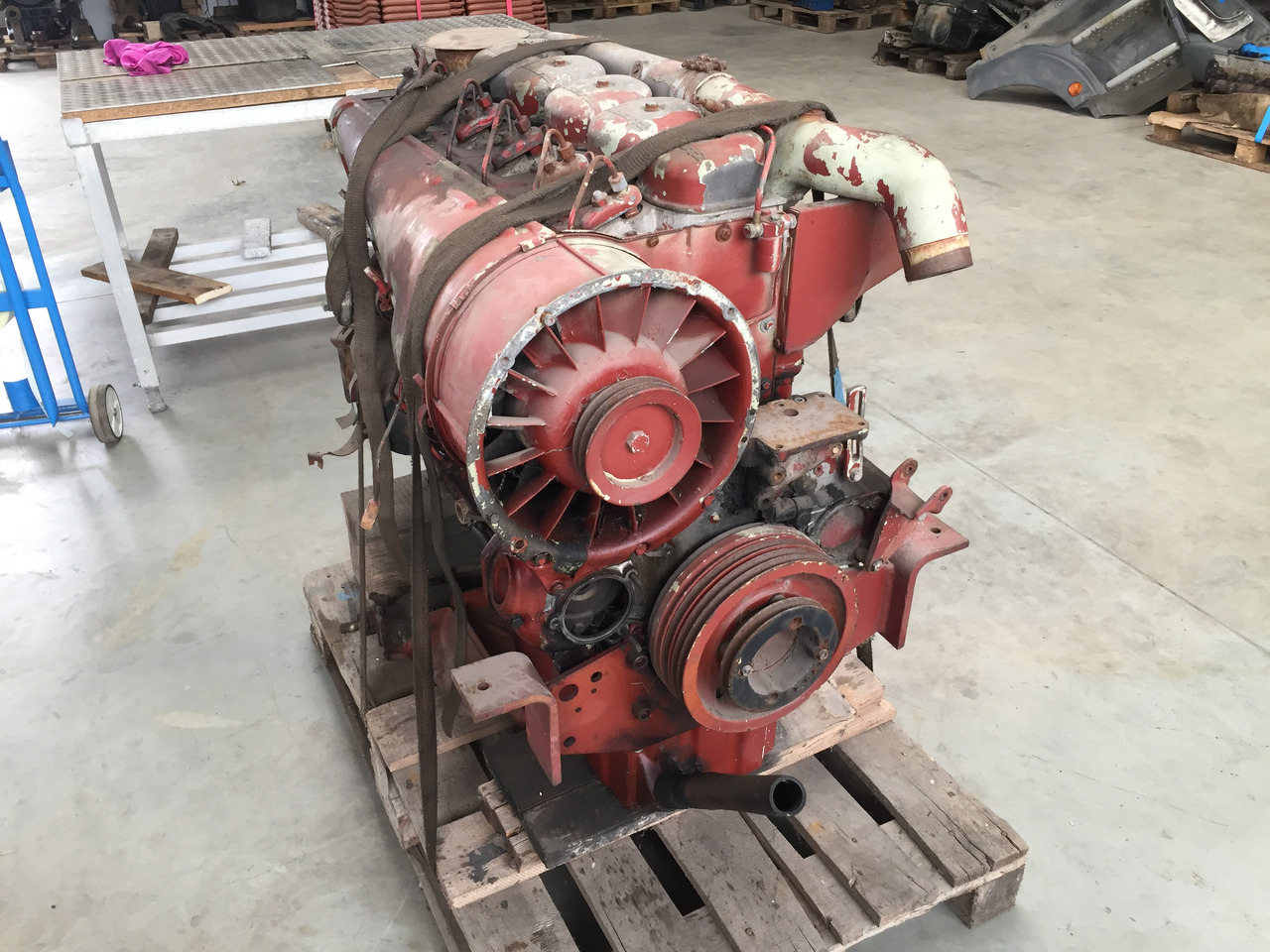 Gebrauchter Motor DEUTZ, 6 - Zylinder, Typ : F 6 L 913, Artikel - Nr. : 81.99999 - 9999 - Engine for Truck: picture 5 Gebrauchter Motor DEUTZ, 6 - Zylinder, Typ : F 6 L 913, Artikel - Nr. : 81.99999 - 9999 - Engine for Truck: picture 5
