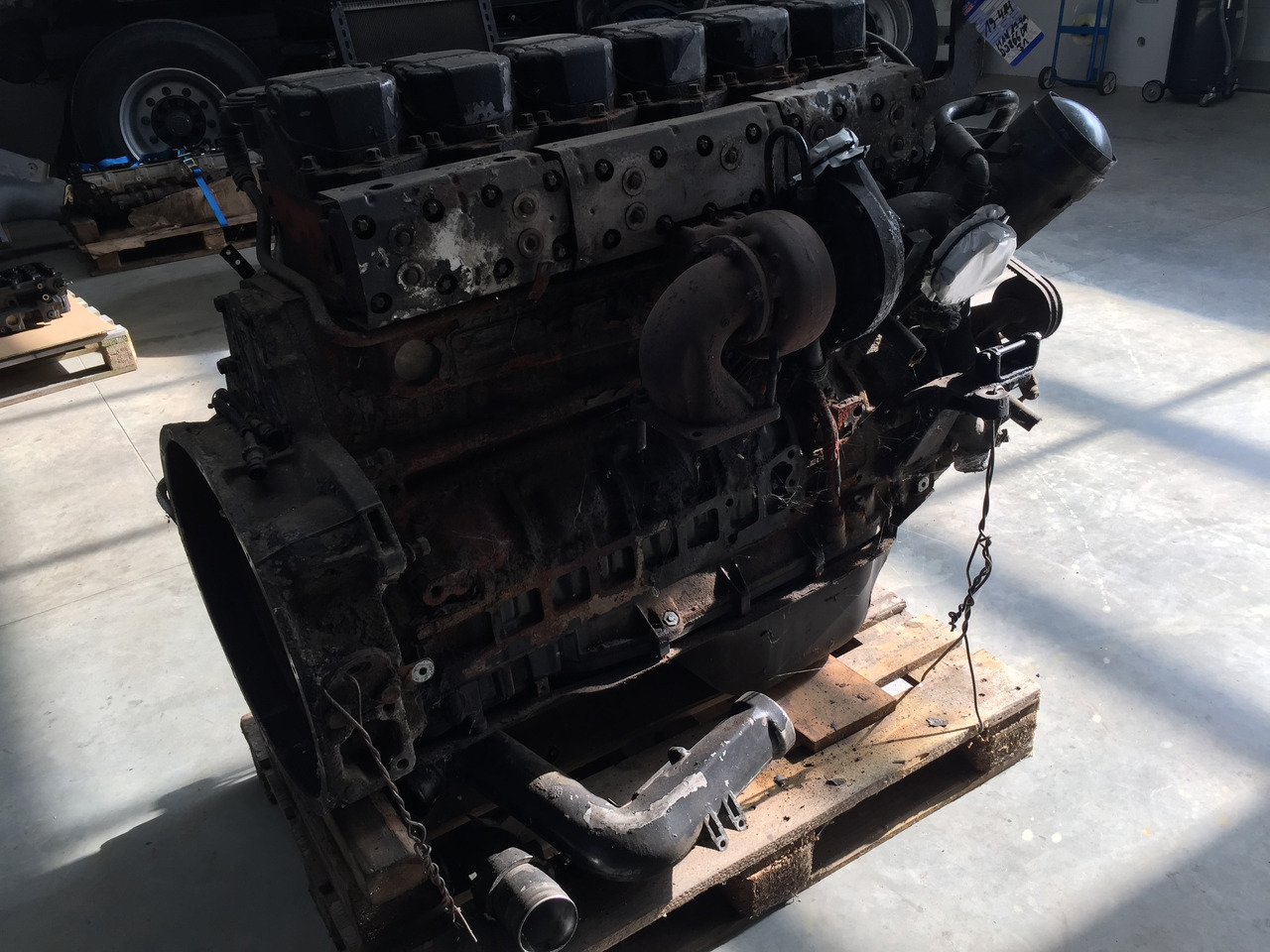 Gebrauchter Motor MAN F 2000 19.414 Typ D 2866 LF 31 Euro 3 - Engine for Truck: picture 5 Gebrauchter Motor MAN F 2000 19.414 Typ D 2866 LF 31 Euro 3 - Engine for Truck: picture 5