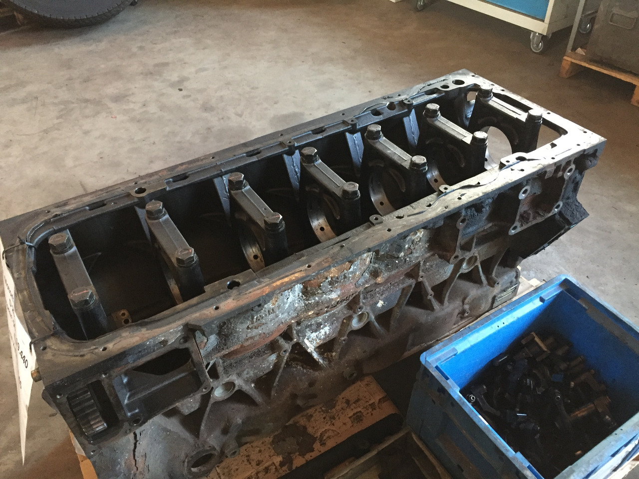 Gebrauchter Motorblock MAN TGA 19.440, Euro 4, Typ : D 2066 LF 31, Artikel - Nr. : 51.01102 - 6432 - Cylinder block for Truck: picture 5 Gebrauchter Motorblock MAN TGA 19.440, Euro 4, Typ : D 2066 LF 31, Artikel - Nr. : 51.01102 - 6432 - Cylinder block for Truck: picture 5