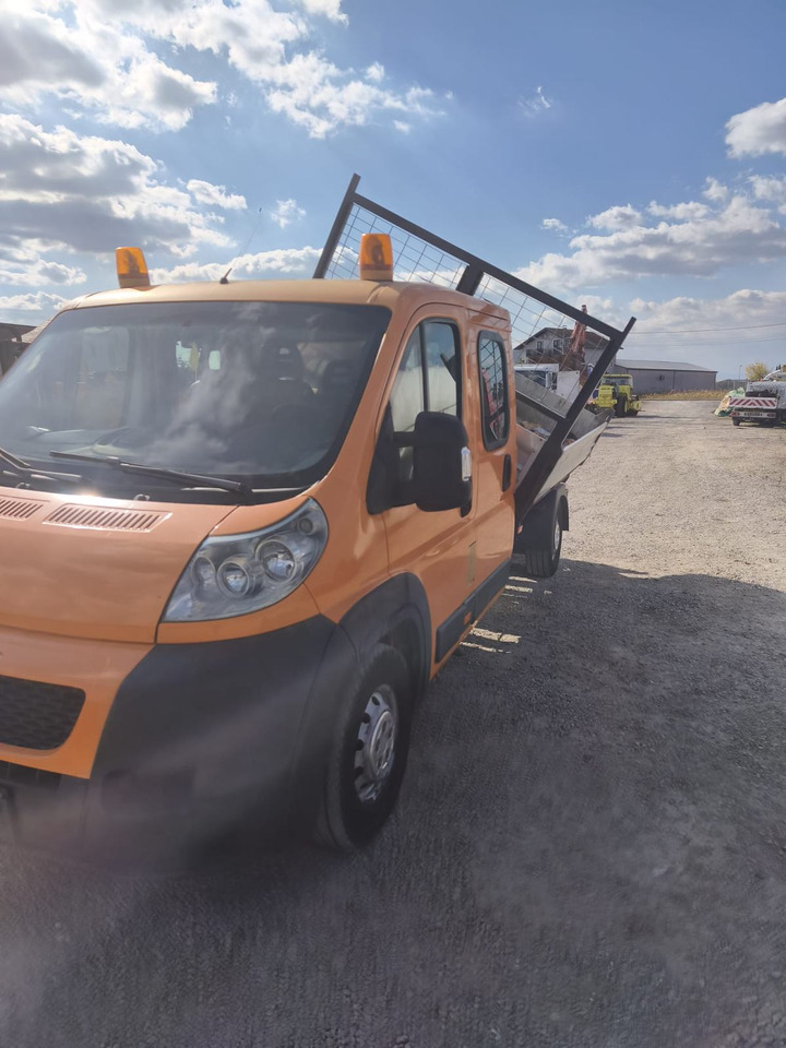 Peugeot Boxer kiper dupla kabina, 2010 god. - Tipper van, Combi van: picture 3 Peugeot Boxer kiper dupla kabina, 2010 god. - Tipper van, Combi van: picture 3