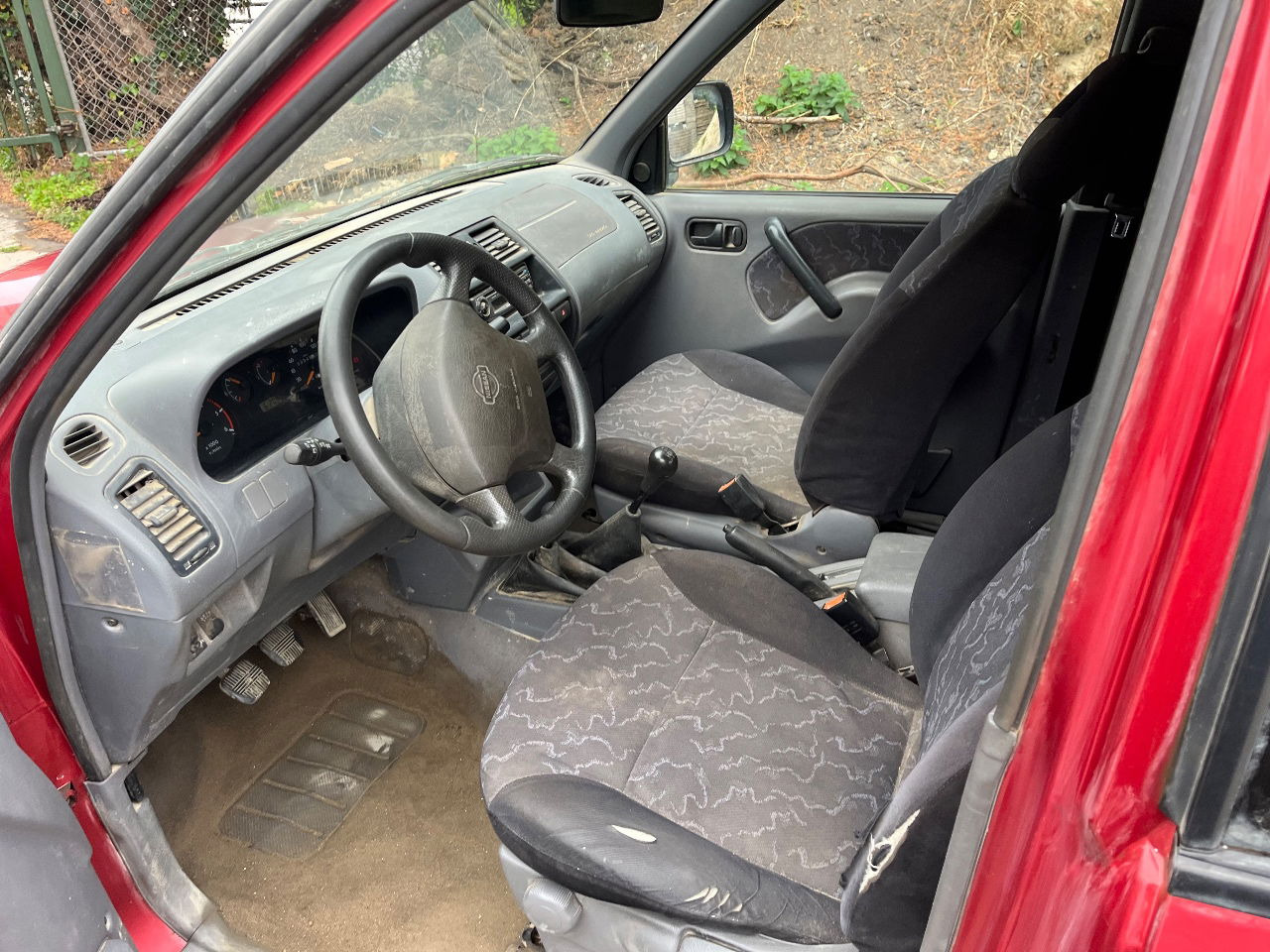 Nissan - Car: picture 5 Nissan - Car: picture 5