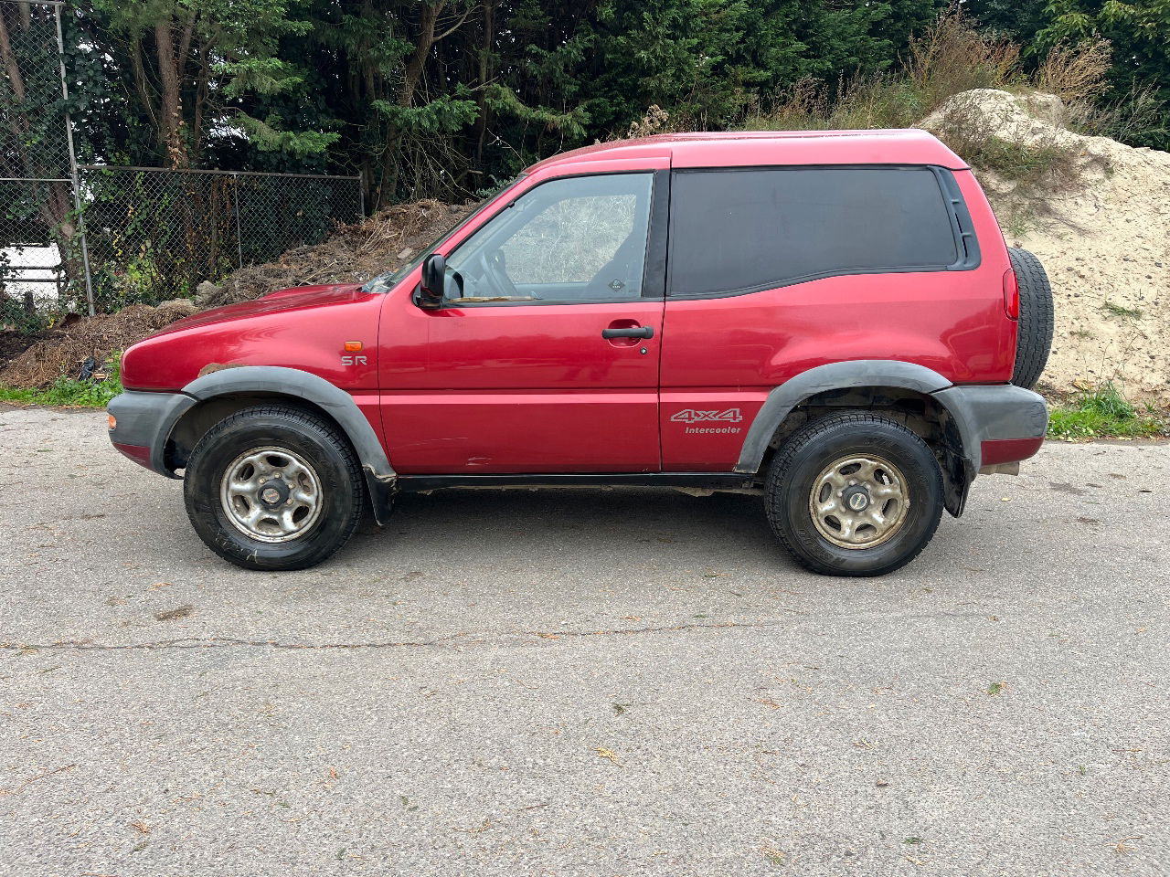 Nissan - Car: picture 2 Nissan - Car: picture 2