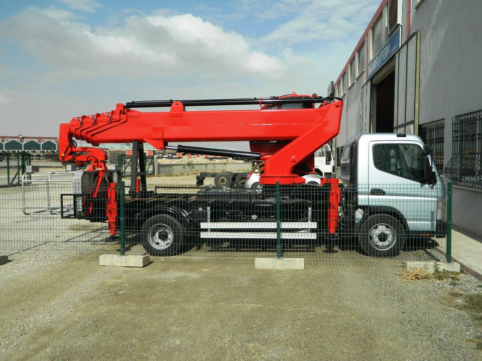AREL TRAILER PLATFORM TRUCK FROM MANUFACTURER - Truck mounted aerial platform: picture 4 AREL TRAILER PLATFORM TRUCK FROM MANUFACTURER - Truck mounted aerial platform: picture 4