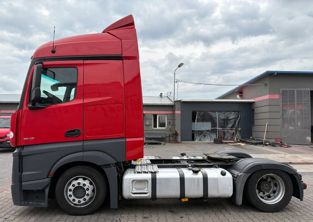 Mercedes-Benz ACTROS 1845 - Tractor unit: picture 3 Mercedes-Benz ACTROS 1845 - Tractor unit: picture 3