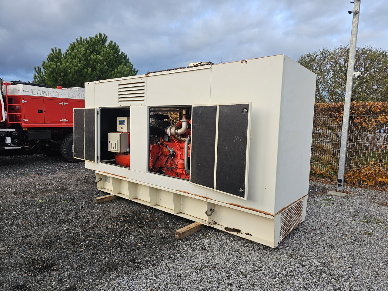 SCANIA 400KVA - Generator set: picture 2 SCANIA 400KVA - Generator set: picture 2