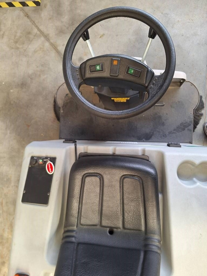 Industrial sweeper RCM Atom E Plus/1 UN: picture 7