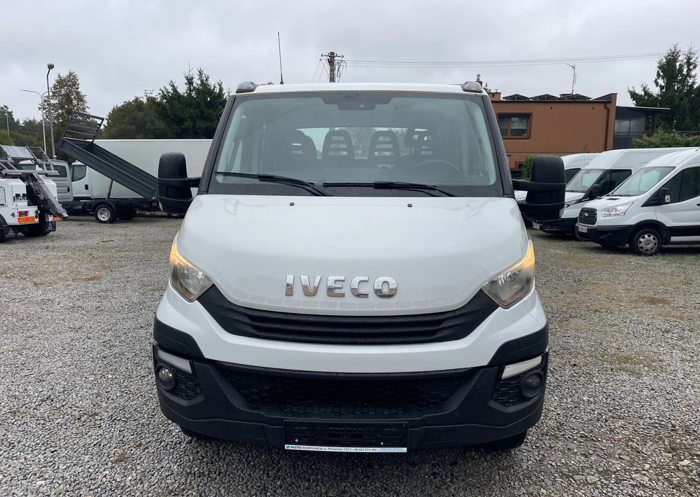 Iveco Daily 70C18 Pomoc drogowa Laweta 2017r - Tow truck: picture 2 Iveco Daily 70C18 Pomoc drogowa Laweta 2017r - Tow truck: picture 2