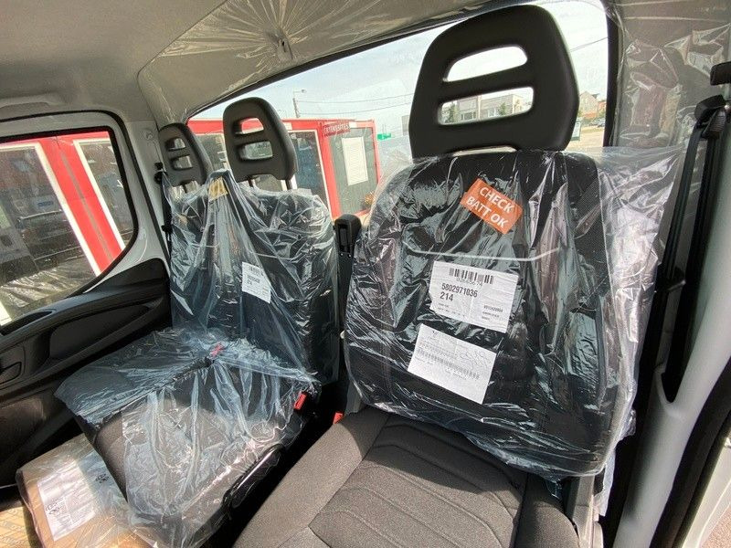 Iveco Daily 50C18HA8 Z Pritsche+Plane - Curtain side van: picture 5 Iveco Daily 50C18HA8 Z Pritsche+Plane - Curtain side van: picture 5