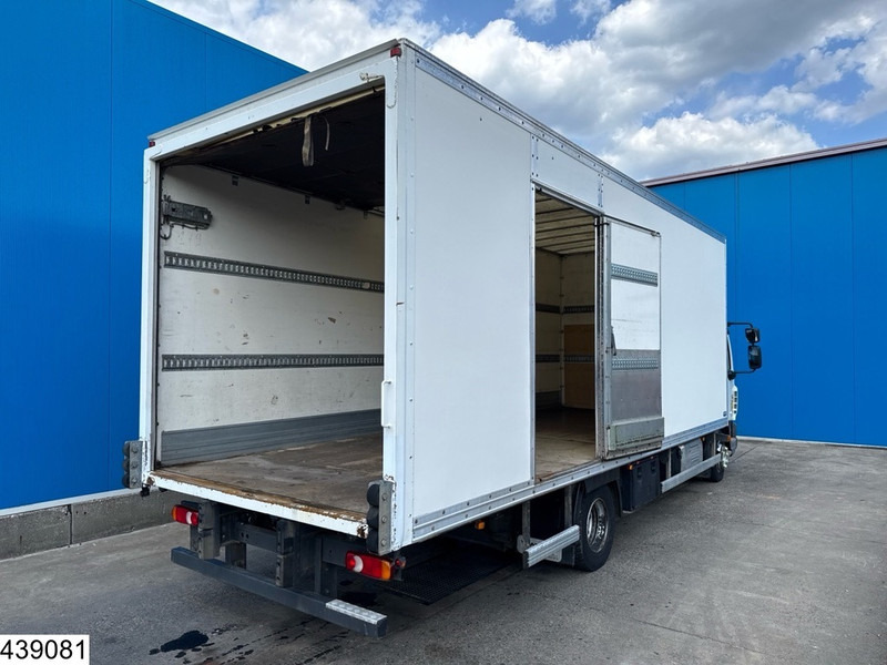 DAF LF 210 EURO 6 - Box truck: picture 2 DAF LF 210 EURO 6 - Box truck: picture 2