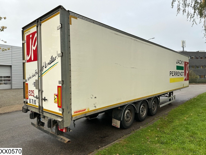 Fruehauf gesloten bak - Closed box semi-trailer: picture 3 Fruehauf gesloten bak - Closed box semi-trailer: picture 3