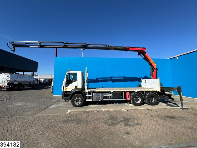 Dropside/ Flatbed truck, Crane truck Iveco Trakker 360 6X4, EURO 6, Steel suspension, Palfinger: picture 16
