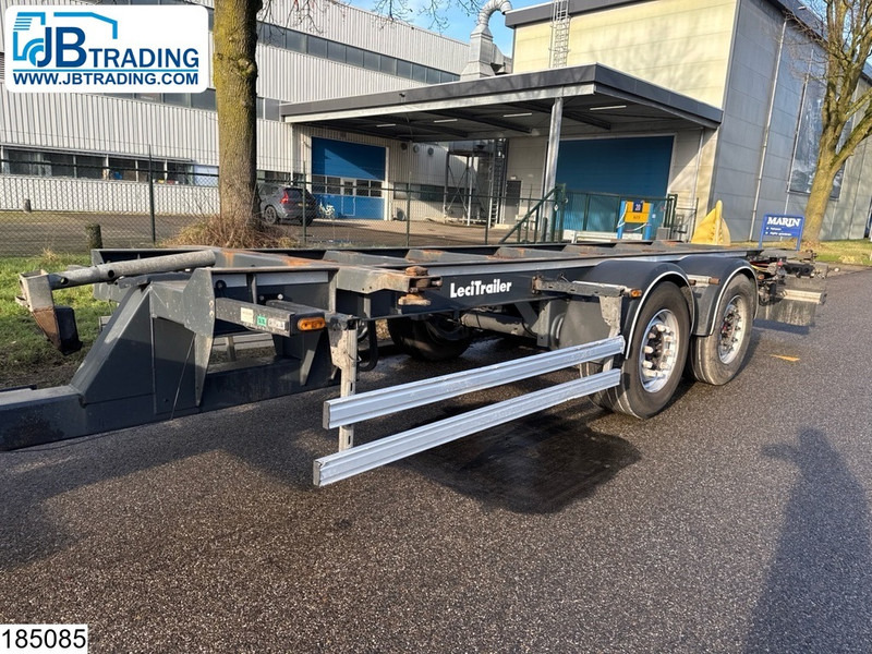 Lecitrailer Middenas BDF-Systeem - Container transporter/ Swap body trailer: picture 1 Lecitrailer Middenas BDF-Systeem - Container transporter/ Swap body trailer: picture 1