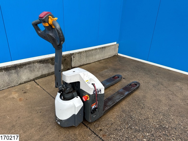 Leva LPEPT1.5 1500 kg, 0.2 m, electric, 1317 hours - Pallet truck: picture 2 Leva LPEPT1.5 1500 kg, 0.2 m, electric, 1317 hours - Pallet truck: picture 2