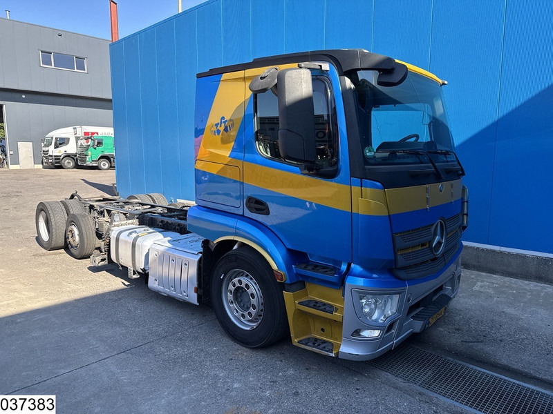 Mercedes-Benz Actros 2443 EURO 6, Winch, Hydraulic - Cab chassis truck: picture 3 Mercedes-Benz Actros 2443 EURO 6, Winch, Hydraulic - Cab chassis truck: picture 3