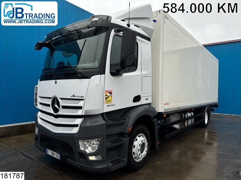 Mercedes-Benz Antos 1842 EURO 6, Dhollandia - Box truck: picture 1 Mercedes-Benz Antos 1842 EURO 6, Dhollandia - Box truck: picture 1
