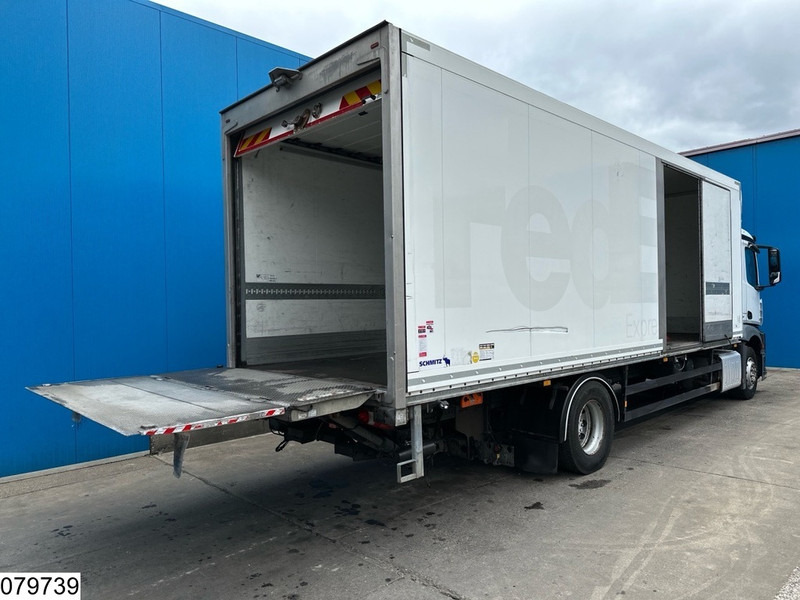 Mercedes-Benz Antos 1842 EURO 6, Dhollandia - Box truck: picture 2 Mercedes-Benz Antos 1842 EURO 6, Dhollandia - Box truck: picture 2