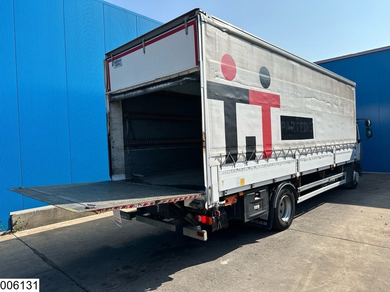 Renault D 16 240 EURO 6, Dhollandia - Curtainsider truck: picture 2 Renault D 16 240 EURO 6, Dhollandia - Curtainsider truck: picture 2