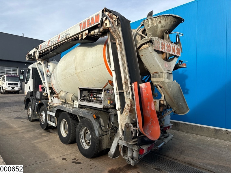 Renault Kerax 410 Dxi 8x4, Cifa, 9m3, Remote - Concrete mixer truck: picture 2 Renault Kerax 410 Dxi 8x4, Cifa, 9m3, Remote - Concrete mixer truck: picture 2
