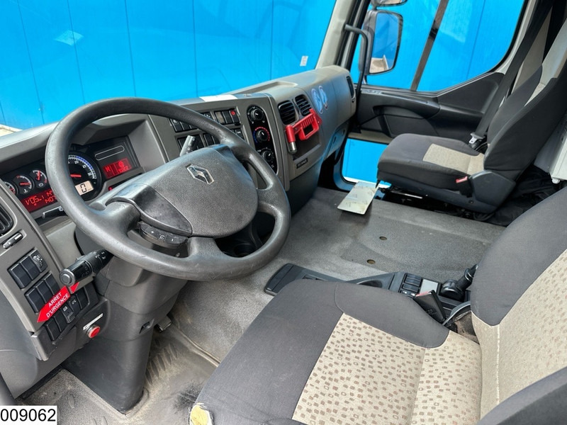 Renault Premium 270 EURO 5, Fuel, 13.390 Liter, 4 Comp - Tank truck: picture 5 Renault Premium 270 EURO 5, Fuel, 13.390 Liter, 4 Comp - Tank truck: picture 5