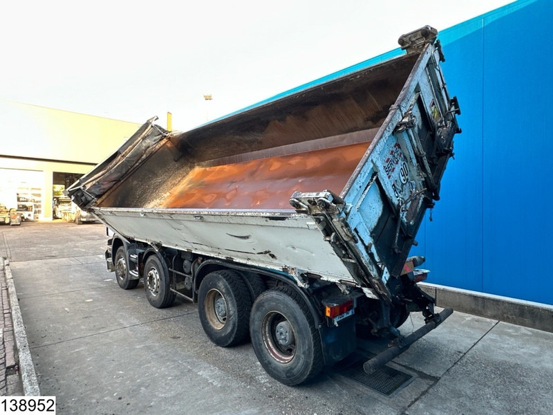 Scania P 380 8x4, Manual, Steel suspension - Tipper: picture 4 Scania P 380 8x4, Manual, Steel suspension - Tipper: picture 4