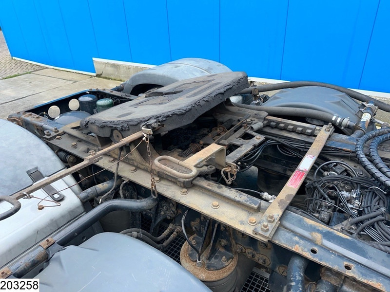 MAN TGX 24 440 6x2, EURO 5, RHD, ADR, PTO - Tractor unit: picture 3 MAN TGX 24 440 6x2, EURO 5, RHD, ADR, PTO - Tractor unit: picture 3