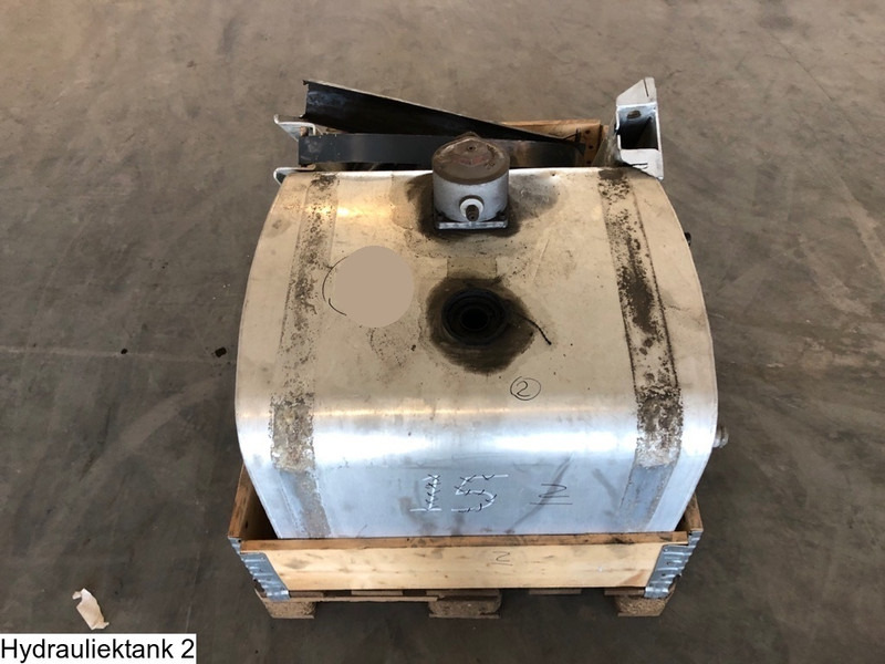 Universeel Hydraulic tank, 210 Liter - Hydraulic tank: picture 4 Universeel Hydraulic tank, 210 Liter - Hydraulic tank: picture 4