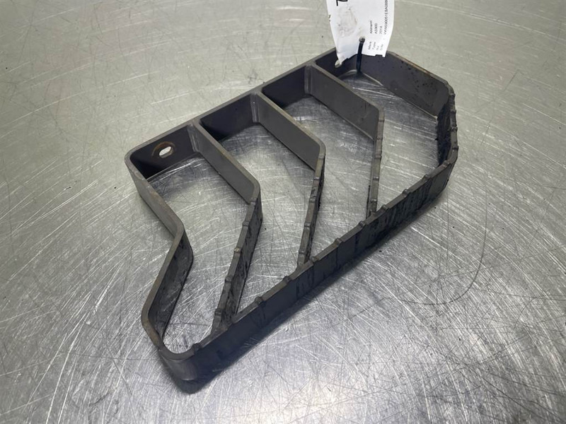 Ahlmann AS900-23119552-Stair panel/Trittstufen/Traptreden - Frame/ Chassis for Construction machinery: picture 2 Ahlmann AS900-23119552-Stair panel/Trittstufen/Traptreden - Frame/ Chassis for Construction machinery: picture 2