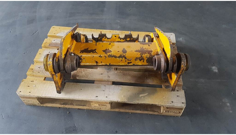 Ahlmann AZ 10 - Quick coupler/Schnellwechsler/Snelwissel - Quick coupler for Construction machinery: picture 4 Ahlmann AZ 10 - Quick coupler/Schnellwechsler/Snelwissel - Quick coupler for Construction machinery: picture 4