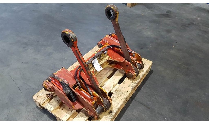 Ahlmann AZ 12 - Quick coupler/Schnellwechsler/Snelwissel - Quick coupler: picture 2 Ahlmann AZ 12 - Quick coupler/Schnellwechsler/Snelwissel - Quick coupler: picture 2