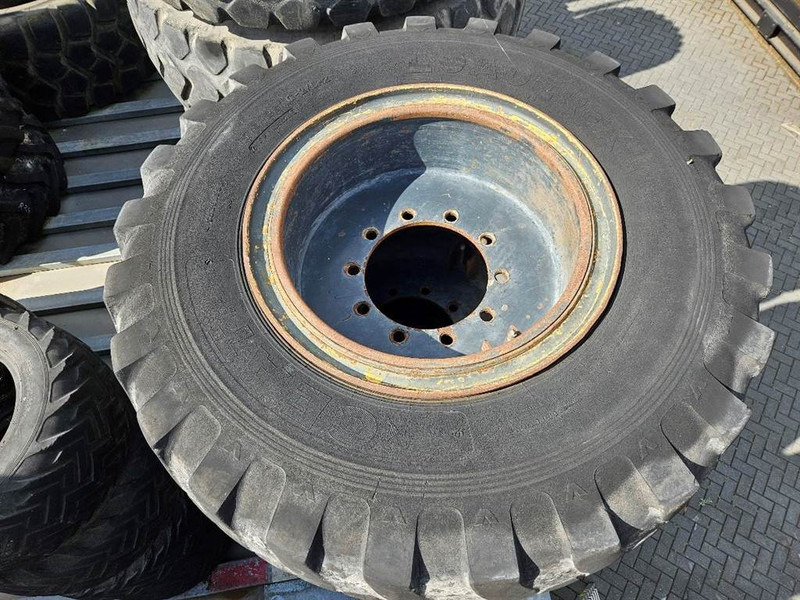 Ahlmann AZ14-CEAT 17.5-25-Tire/Reifen/Band - Wheels and tires for Construction machinery: picture 3 Ahlmann AZ14-CEAT 17.5-25-Tire/Reifen/Band - Wheels and tires for Construction machinery: picture 3