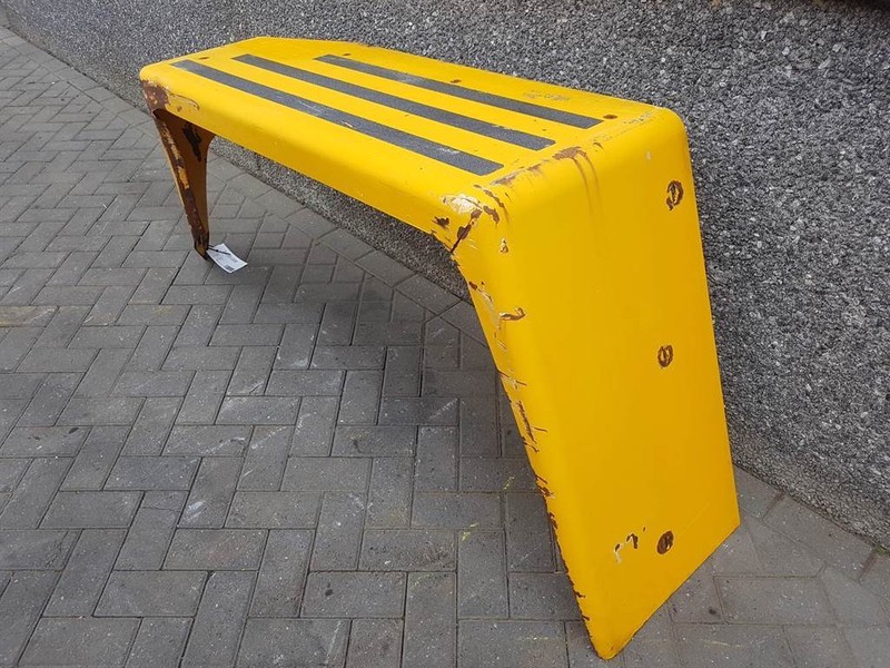 Ahlmann AZ150-4181501A-R/A-Mud guard/Kotfluegel/Spatbord - Fender for Construction machinery: picture 3 Ahlmann AZ150-4181501A-R/A-Mud guard/Kotfluegel/Spatbord - Fender for Construction machinery: picture 3