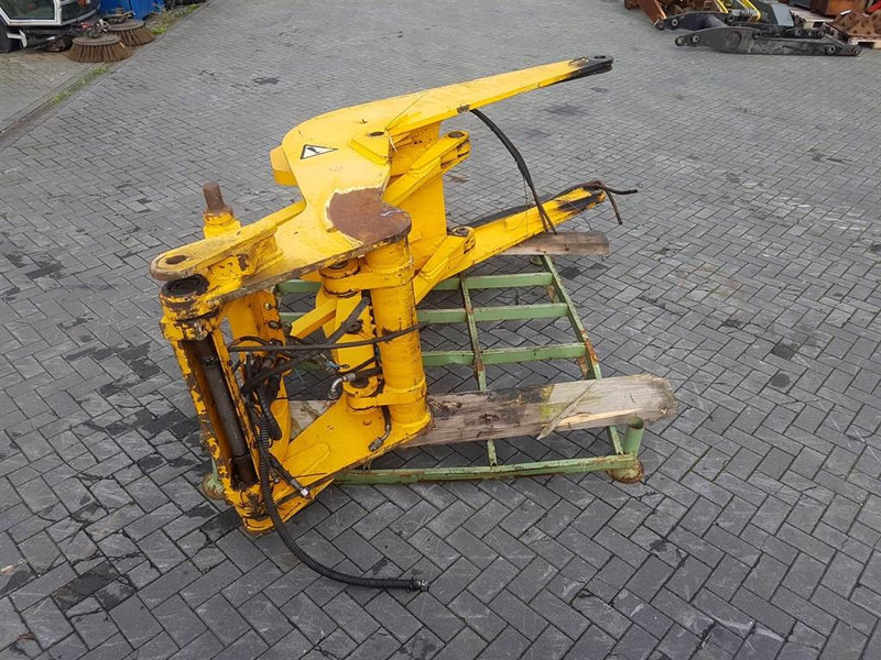 Ahlmann AZ210E-23106983-Lifting framework/Schaufelarm/Giek - Boom: picture 4 Ahlmann AZ210E-23106983-Lifting framework/Schaufelarm/Giek - Boom: picture 4